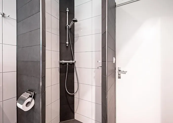 Cozy In With Hot Tub Feriehus